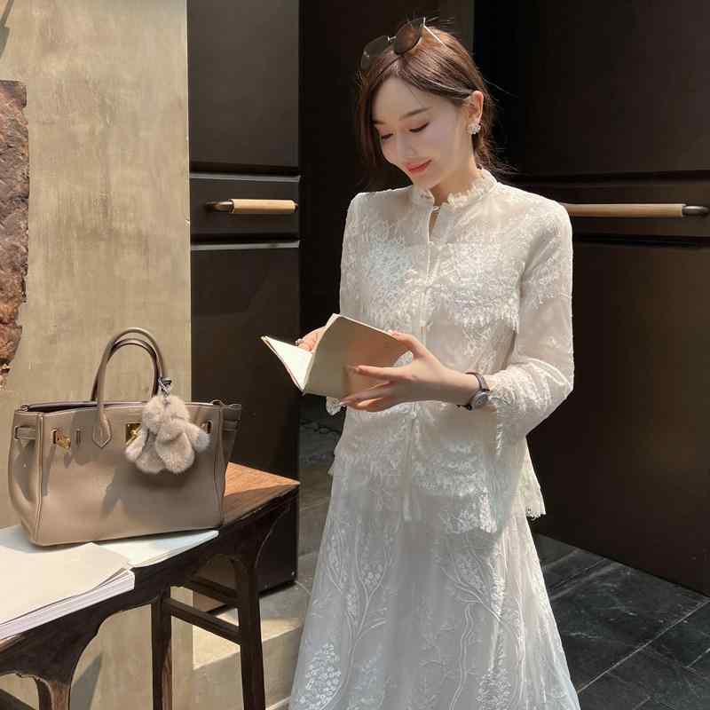 上品 エレガント 贅沢 美シルエット レディース シャツ レース 優しい レースの トップス 女性 2025 春夏 フランス のの レトロ シルクの 七分袖 ストレート 小さい シャツ 薄手