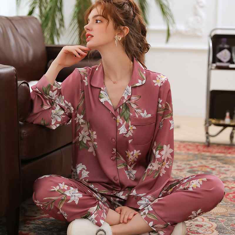 かわいい おしゃれ 安眠 快適 シルク　パジャマ　レディース 春秋 女性用 パジャマ 冷感 長袖 プリント シルクサテン 中年 母親 大きいサイズ 半袖 ズボン ホームウェア サイ｜バランスケア　店