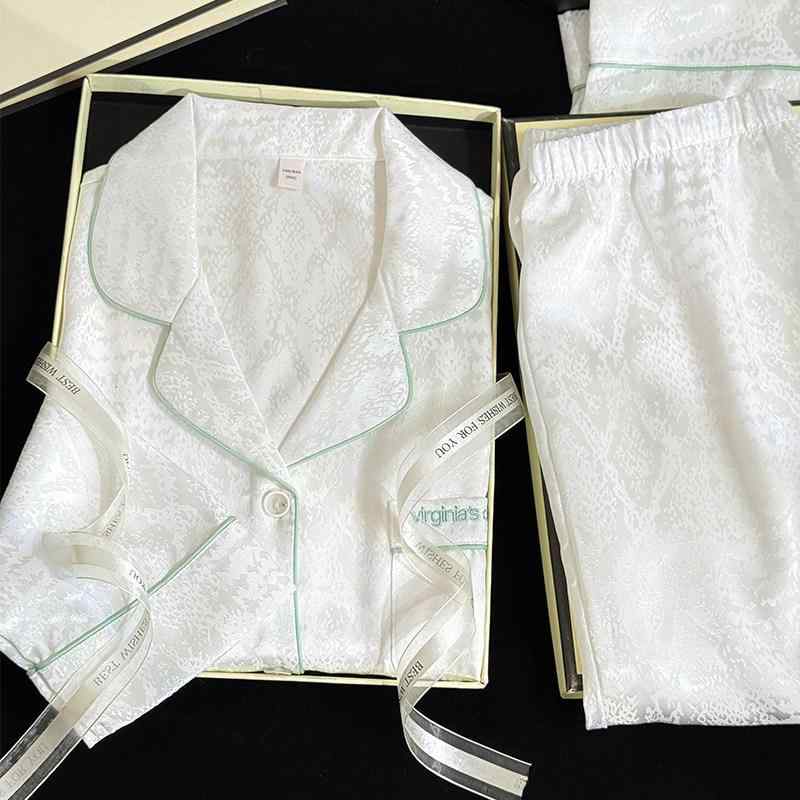 かわいい おしゃれ 安眠 快適 シルク　パジャマ　レディース 冷感 パジャマ 女性 春秋 2025 新型 高級 質感 長袖 シルクは 外出 着と しても 着用 可能 ホームウェア スーツ