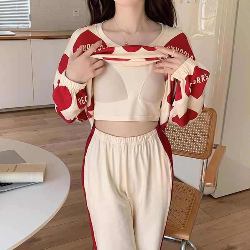 おしゃれ 伸びる 伸縮性 楽のび パジャマ　セット　スウェット 胸 パッド 付き 女性用 パジャマ 春秋 2025 高級 ウェアラブル 冬と 夏の ホームウェア スーツ
