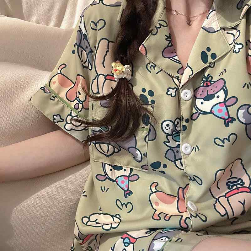 ルームウェア 肌に優しい 暖かい 　パジャマ　レディース　上下 の 氷の シルクの パジャマの 女の子 夏の 薄手 高級 子犬 2024 半袖の ホーム 服