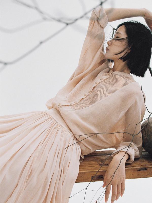綿麻 着痩せ 体型取りまかなう 心地好い レディース  ティーシャツ トップス Qixiang お上さん服 桑 絹 リネン 筋目 ティーシャツ 無地 通い 野球バット 衣袂