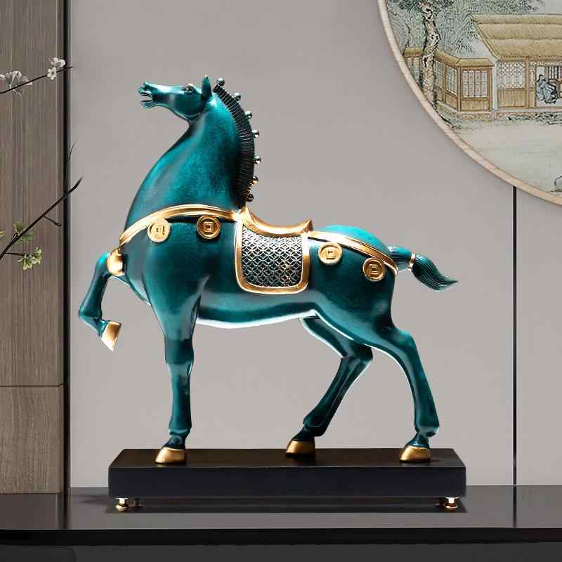 風水 置物 馬到成功 馬 開運 インテリア雑貨 オフィス デスク リビング ルーム テレビキャビネット 酒・誕 棚飾り 成功祈願 ラッキーアイテム 新中国風 スタイル 縁起物