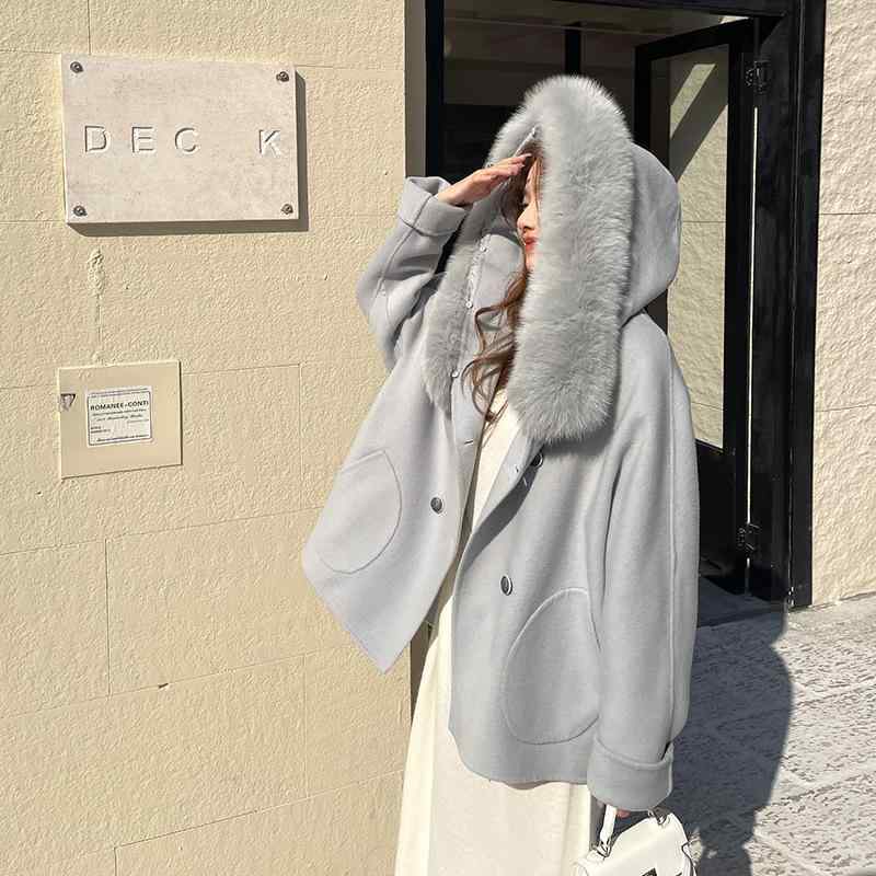 厚地の外套 レディース 冬用 パステル色の オーストラリア連邦産羊毛 飛び切り感 流行り物 毛織 合わせ分かりやすい 優しいこと 今めかしい 日常使い走り ホンブルグ帽肌ざわり 保温性