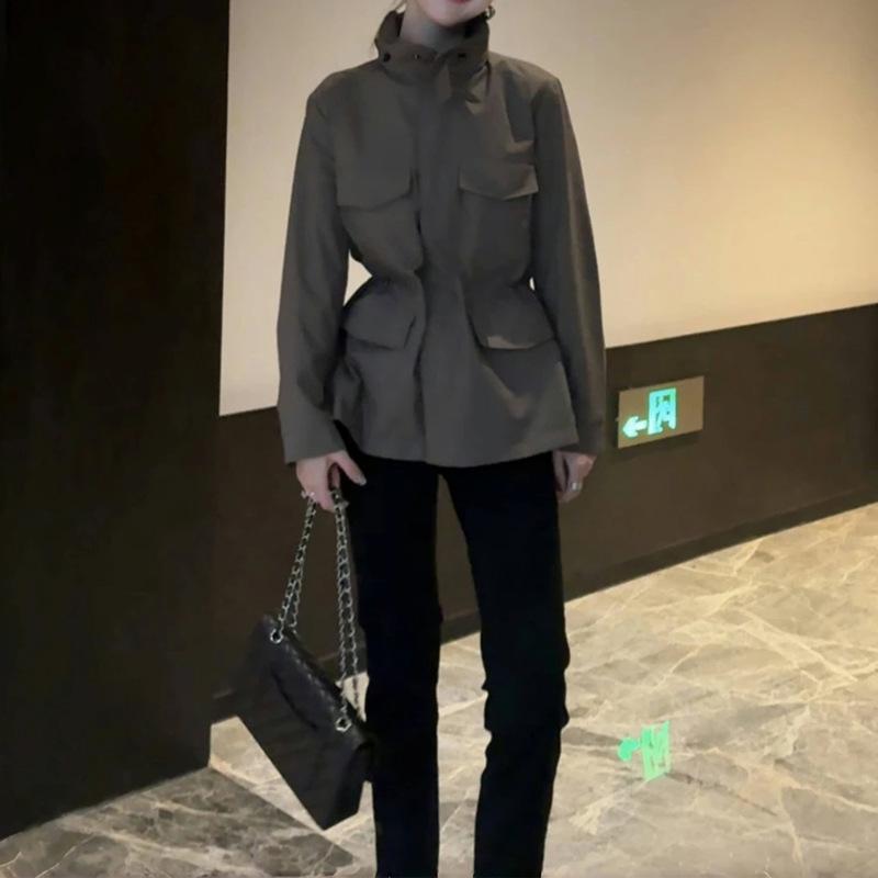 レディース トレンチコート 韓国 レトロ ミリタリー 照明ランプ色つや か細い 酉の方角目じるし 心地好い 上衣 アウター 秋冬 役立つこと性 軽さ 伸ばすこと 綿織物混 黒いこと ベージュx2