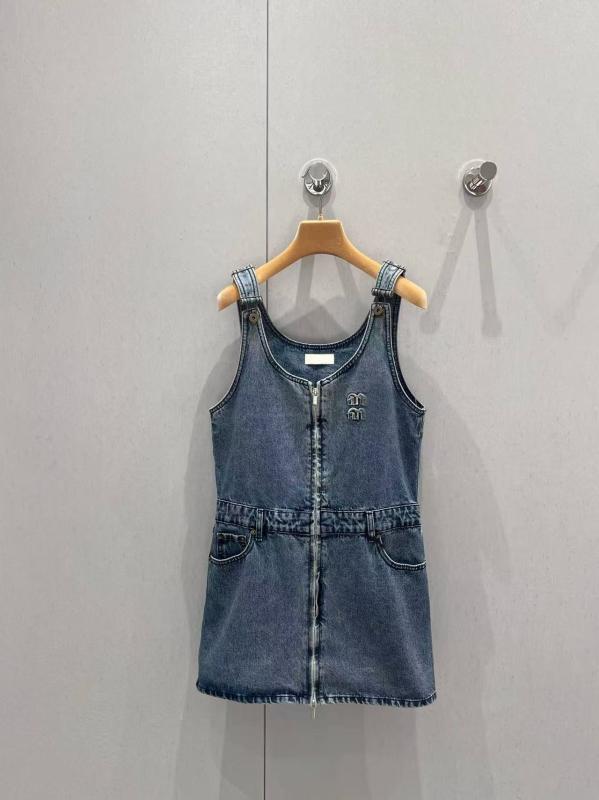 ワンピース レディース デニム サロペット 春夏 刺繍 エンブレム アルファベット パッチ ウォッシュド 牛仔 生地 カジュアル 普段使い 伸縮性 軽量 ビッグシルエット