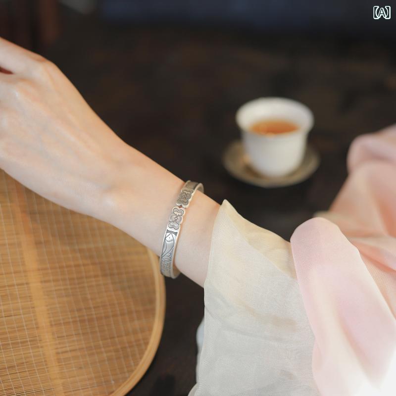 ブレスレット バングル オシャレ ベゴニア シルバーおばあちゃん スター リング シルバーブレスレット レトロ 文学 昔ながらの 方法 彫刻 母と ガールフレンドへの 愛を 保つ マット 15,244円