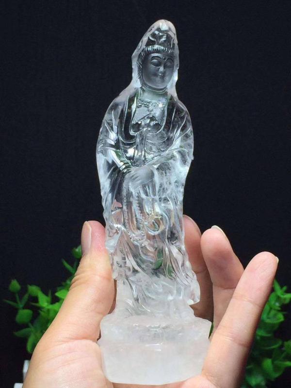 観音菩薩 白水晶 彫刻 置物 石 インテリア 家庭用 デスク 車内飾り 精巧 浄化 癒し