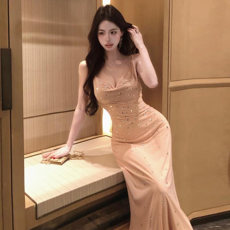 レディース ワンピース ジルコニア 装飾 高級感 収腰 Vネック ドレス フォーマル かわいい ピュア セクシー デザイン 女性用 イブニング ガウン スタイル 軽量 伸縮性 素材 ブラック ピンク系 アイボリー カラー