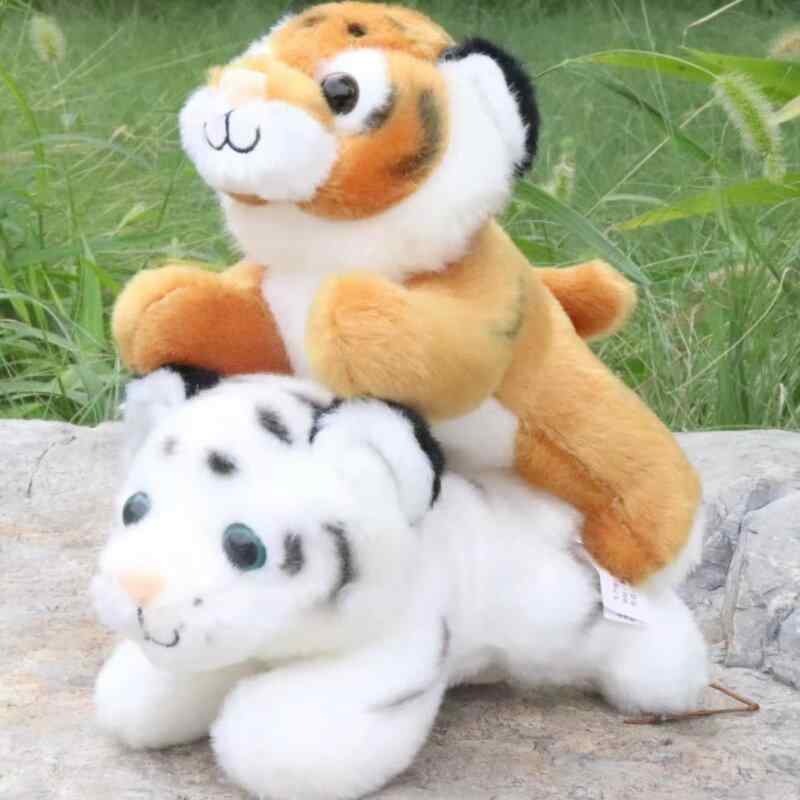 ぬいぐるみ 肩乗り 白虎 磁石付き 動物園 記念品 毛? プラッシュトイ かわいい 小虎 白 肩掛け 動物 玩具 ソフト フィギュア
