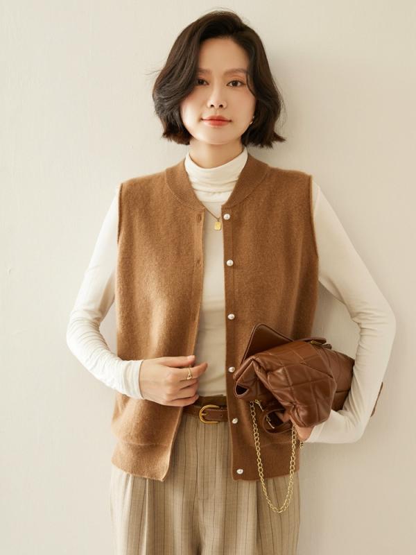 ベスト レディース カシミヤ 秋冬 ゆったり ショート丈 パールボタン フェミニン スタイル 暖か 柔らかい 素材 高級感 カジュアル 普段使い｜バランスケア　店