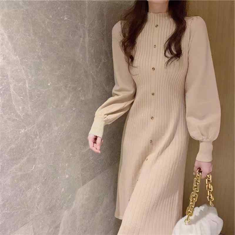 秋冬 レディース ワンピース ニット ロング丈 スリムフィット 杏色 上品 スタイル 細見え フェミニン 普段使い 暖かみ 柔らかい素材