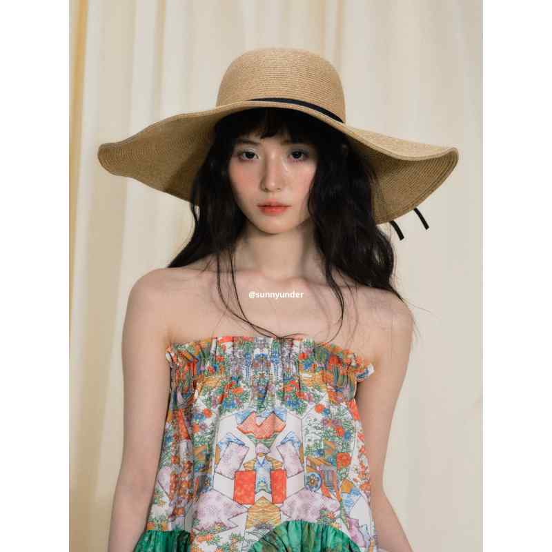 麦わら帽子 レディース 大つば 折りたたみ 夏用 海辺 ビーチ 遮陽 ファッション 軽量 自然素材 旅行 バカンス 女性用 つば広 草編み 太陽光対策 屋外 アクセサリー 4,757円