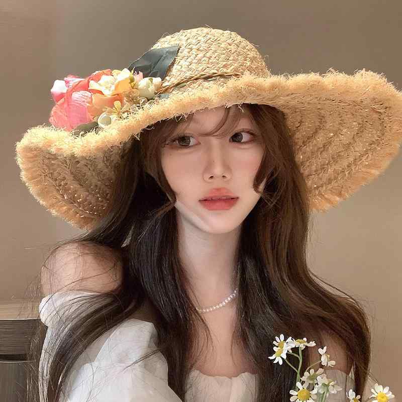麦わら帽子 女性用 ラフィア素材 夏 フレンチスタイル 花柄 編み込み ビーチ リゾート ワイドブリム UVカット 日よけ 通気性 軽量