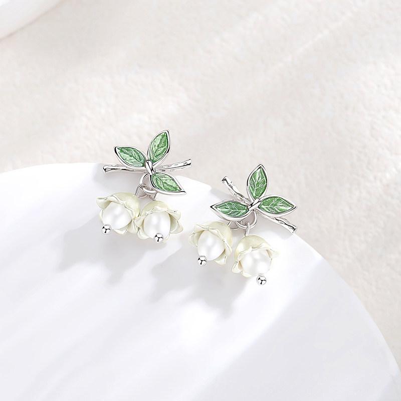 レディース すずらん花 モチーフ 純銀 パール イヤリング ドロップ タイプ スタッド ピアス 高級感 ユニーク デザイン 軽量 アクセサリー|バランスケア 店