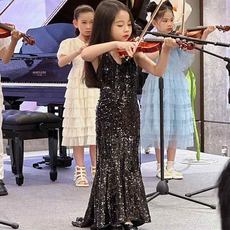 女の子用 演奏ドレス ピアノ フレンチスタイル ブラック メルマイド シークイン 高級感 司会者向け 子供 エレガント フォーマル キッズ 洋風 キラキラ