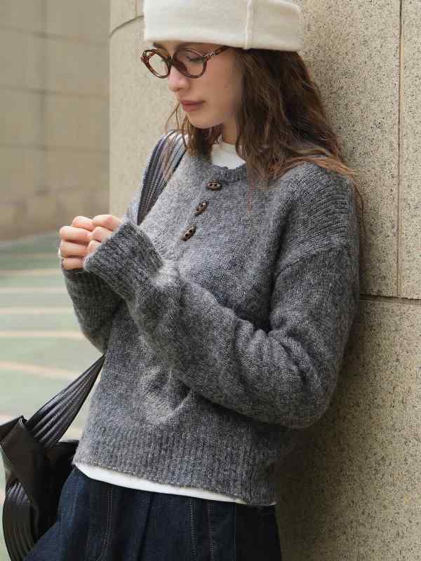 セーター レディース 秋冬 レトロ 半開襟 重ね着 羊毛 ふわふわ 保温 柔らか 肌触り ニット トップス 暖か ウール 混 生地 ゆったり シルエット