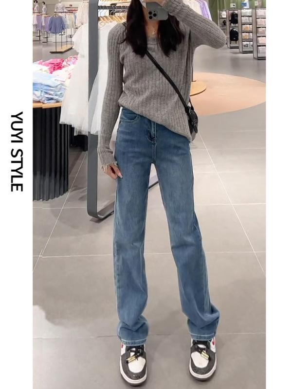 2024年の成人女性向けスキニージーンズの高腰ワイドレッグパンツ。延性のある性があり広がる裾のがその人の特徴です。春と秋におすすめ。