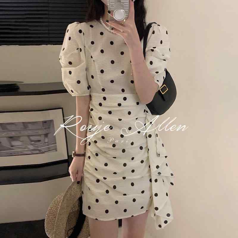 レディース 女性用 おしゃれ 上品 ラウンドネック フリル ラッフル 切り替え ウエストシェイプ パフスリーブ ボリューム袖 タイトシルエット ドット柄 ドット ワンピース ドレス|バランスケア 店