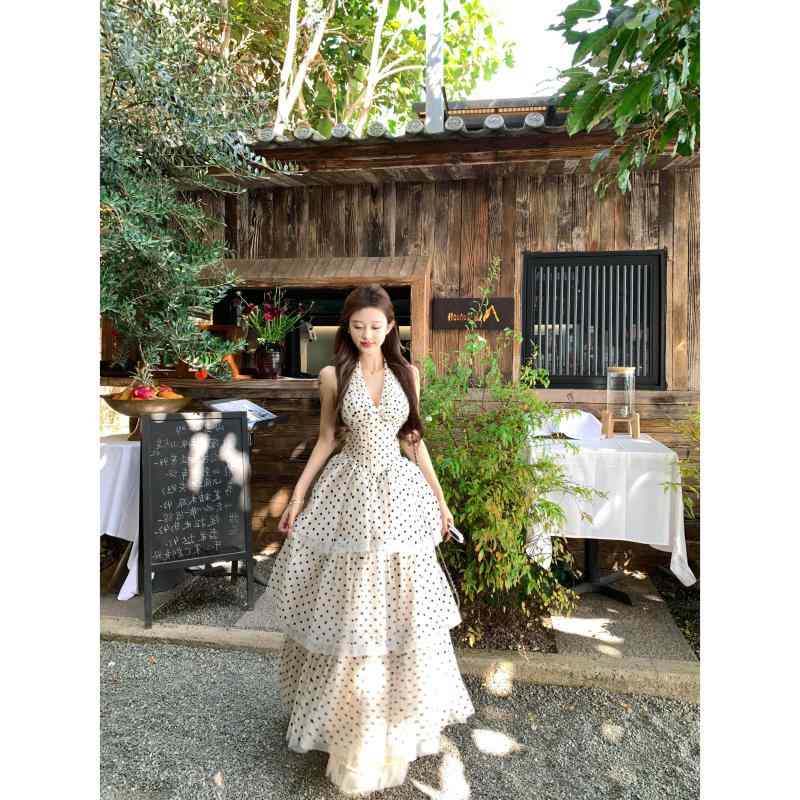 ロングスカート ドレス レディース フレンチ ウエストが 美しい 小さい スカート Vネック ホルターネック ケーキ ロング 夏 三 亜 海辺の 休日の ドットの ドレス|バランスケア 店