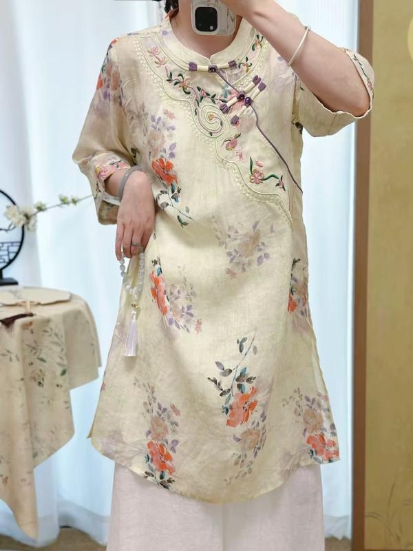 ブラウス レディース チャイナドレス風 シャツ 七分袖 刺しゅう レトロ 切り替え ミドル丈 スリット入り エレガント ゆったり 体型カバー 着痩せ 大きいサイズ カジュアル 重工刺繍 盤扣 ボタン止め 羽織り トップス 通勤用 普段使い 上品 きれいめ｜バランスケア　店