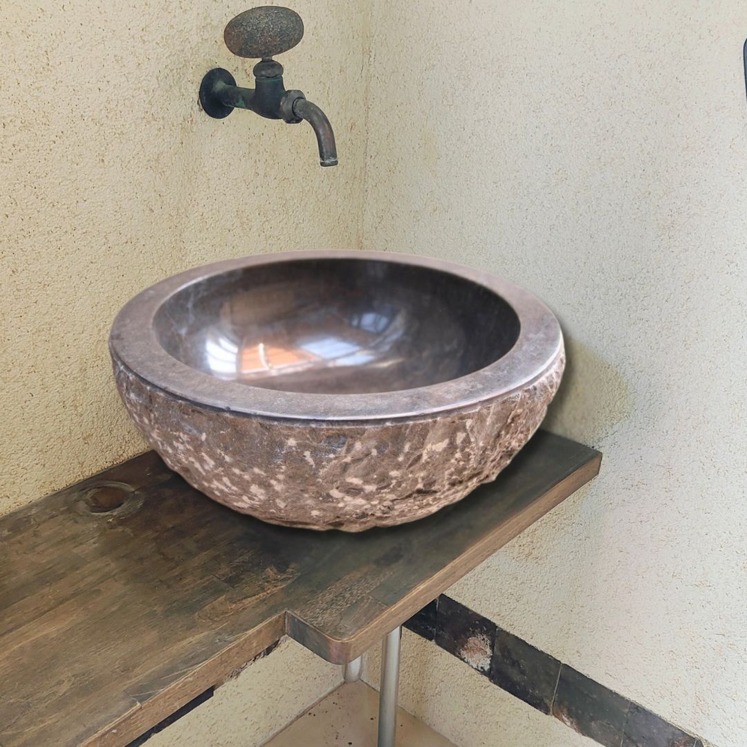 バリ島 天然石 水受け ガーデンパン 洗面ボウル 35cm 造作 おしゃれ 立水栓 カクダイ 金具付 シンプル 置くだけ 屋外 流し台 手洗い器 diy 庭 ガーデンシンク 石 水受け 鉢 トレー ナチュラル 和風 アジアン バリ 一点物　男前インテリア　エクステリア トイレ 別荘