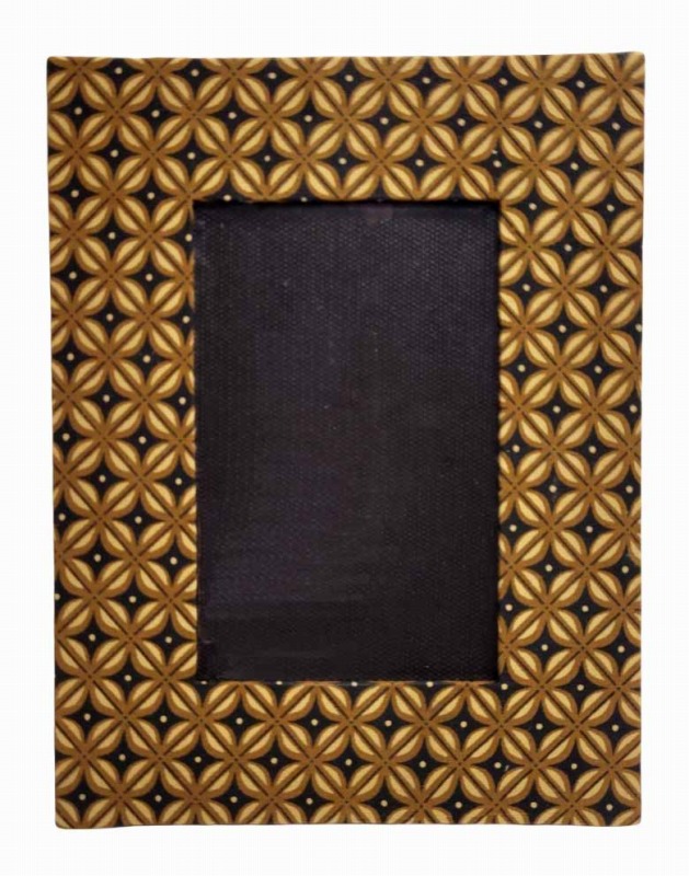 楽天市場】アジアン雑貨 バリ木彫り フォトフレーム 【A4壁掛けタイプ