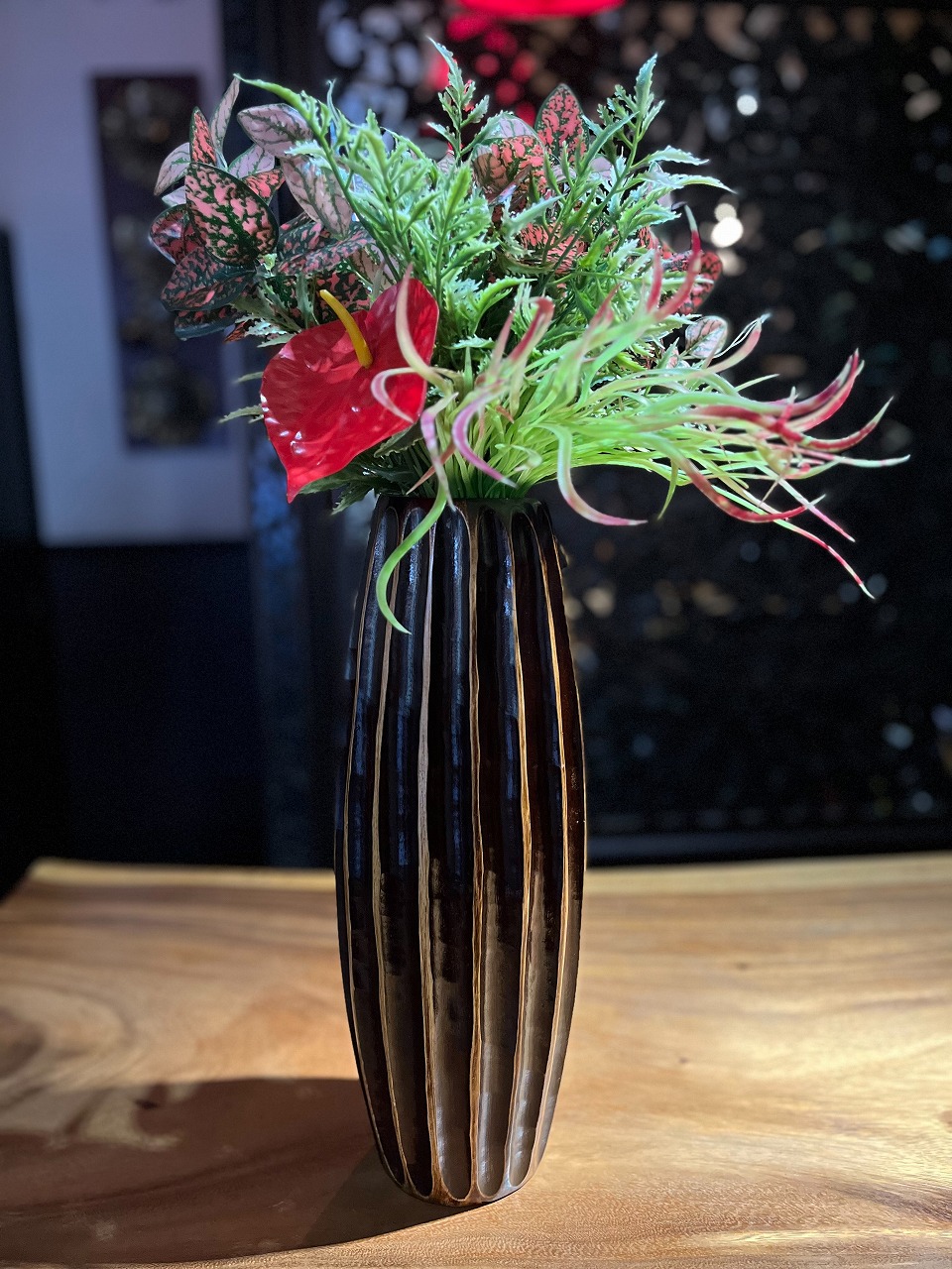 楽天市場】木彫りのフラワーベース マホガニー材 17X24 花瓶 壺 木彫り