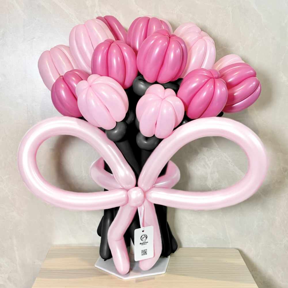 B-007 black&times;pink balloon bouquet(L) 人気 おしゃれ バルーンギフト 風船 バルーン 開店祝い サプライズ 結婚式 誕生日 周年祝い バルーンブーケ かわいい スタイリッシュ 卒業｜Balloon Kitchen 店