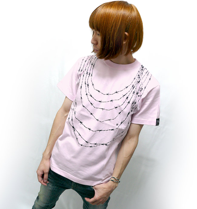 楽天市場 有刺鉄線 首飾り Tシャツ The Ghost Writer Tgw014tee あ完 半袖 Punks パンクロックtシャツ パンクス ブラック ピンク 黒桃色 かっこいい おしゃれ メンズ レディース ユニセックス アメカジ カジュアル 綿100 オリジナル Rcp ｔシャツ屋さん バンビ