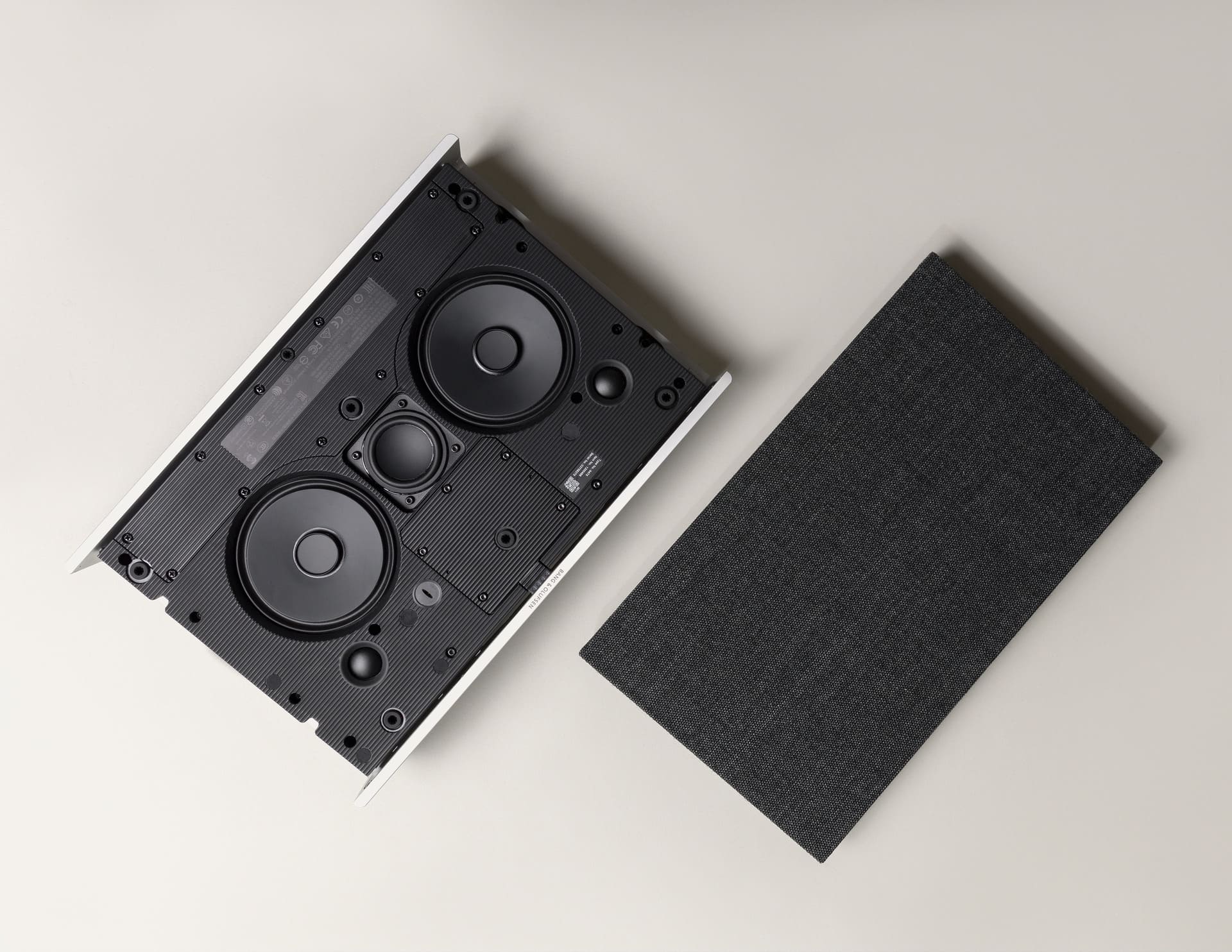 12/24まで オリジナルランタンプレゼントキャンペーン】Bang & Olufsen