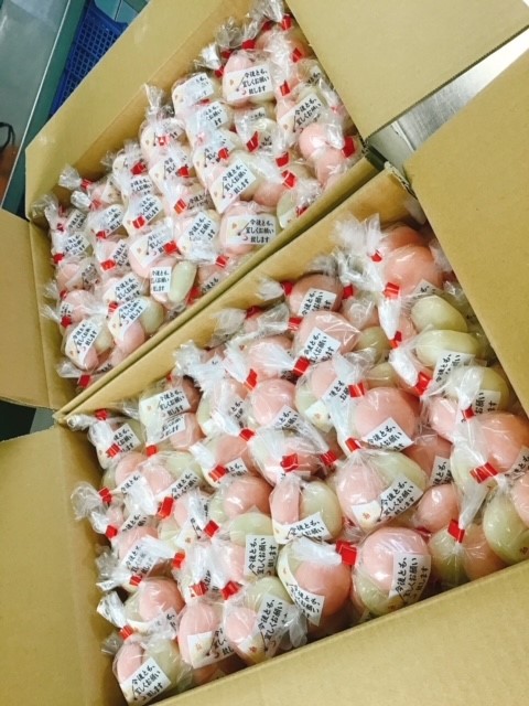 お餅さま専用 楽天市場】【杵つき紅白投げ餅150セット】 （ 25g × 2ケ入150組