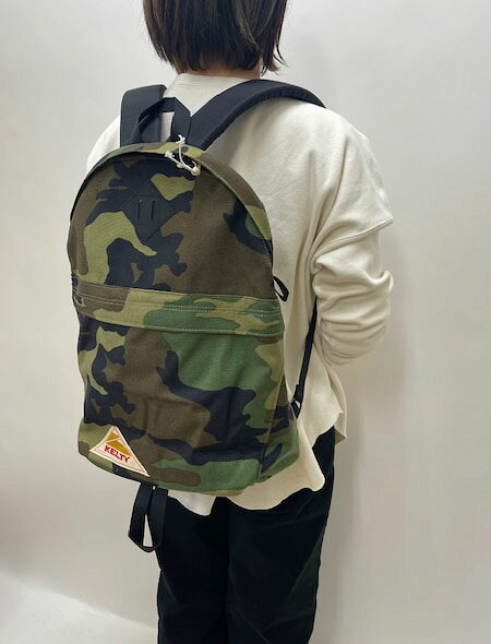 KELTY　【ケルティ】　リュックサック　ガールズデイパック　１５リットル　15L　迷彩　カモフラージュ　Woodland　ウッドランド　CAMO GIRL'S DAYPACK｜Barbizon バルビゾン