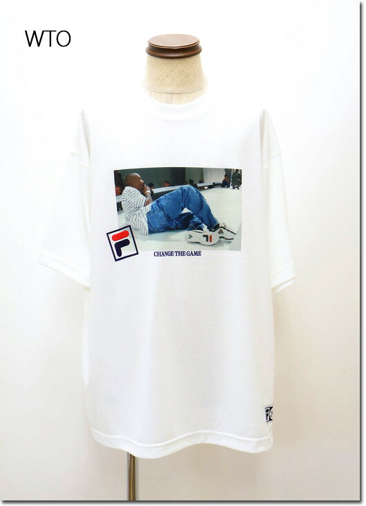 FILA 【フィラ】 HERITAGE 2PAC PHOTO TEE 厚地の外套大きさプルオーバー 半袖 SM6SAU701