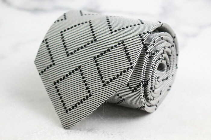 未使用タグ付　保管品　ドミニクフランス　ネクタイ　グレー白　ゼブラ柄　バイカラー 楽天市場】ドミニクフランス ネクタイ ロゴ柄 中古 Aランク Dominique