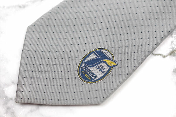 楽天市場 Jリーグ Jleague 大分トリニータ Trinita ドット柄 ロゴ 刺繍 サッカーチーム シルク ドット柄 グレー シルク ブランド ネクタイ 送料無料 中古 良品 Barce