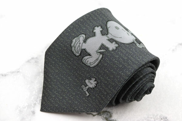 楽天市場 ピーナッツ Peanuts キャラクター スヌーピー ウッドストック 漫画 グッズ 総柄 グレー ポリエステル ブランド ネクタイ 送料無料 中古 美品 Barce