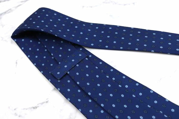 マリネッラ E Marinella 最高級イタリア老舗ネクタイブランド シルク 花柄 ネイビー シルク ブランド ネクタイ 送料無料 中古 美品 Sgcc Bm