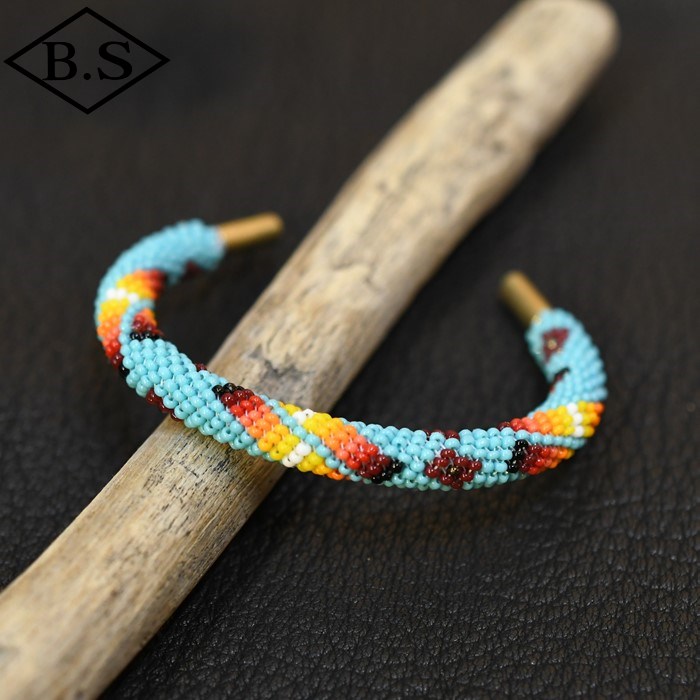 【期間限定ポイント5倍】バッファロートラックス バングル Buffalo Tracks Beads Bungle ビーズ バングル green mix｜BarnStormer3号店 10,582円