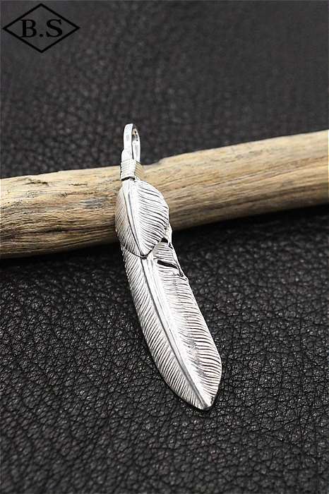 ファーストアローズ FIRST-ARROW's P-515R ハートフェザー付 フェザー(M) ペンダントトップ シルバー|BarnStormer3号店