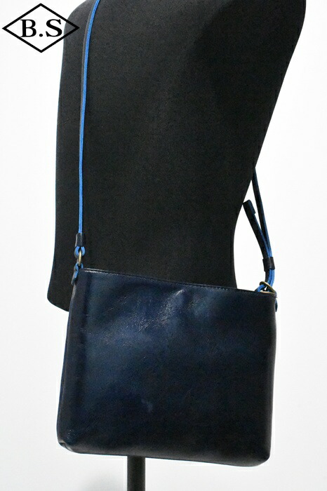 【継続期間制限事項尖んがり5倍】別注 ワイツーレザー  Y’2 LEATHER サコッシュ BG-18 NATURAL SCAR HORSE SACOCHE BAG ネイビーブルー