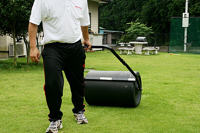 楽天市場 芝生専用転圧ローラー 芝生のお手入れ 凸凹を直す 種まき 芝張り パッティンググリーン 鎮圧 あす楽対応 芝生のことならバロネスダイレクト