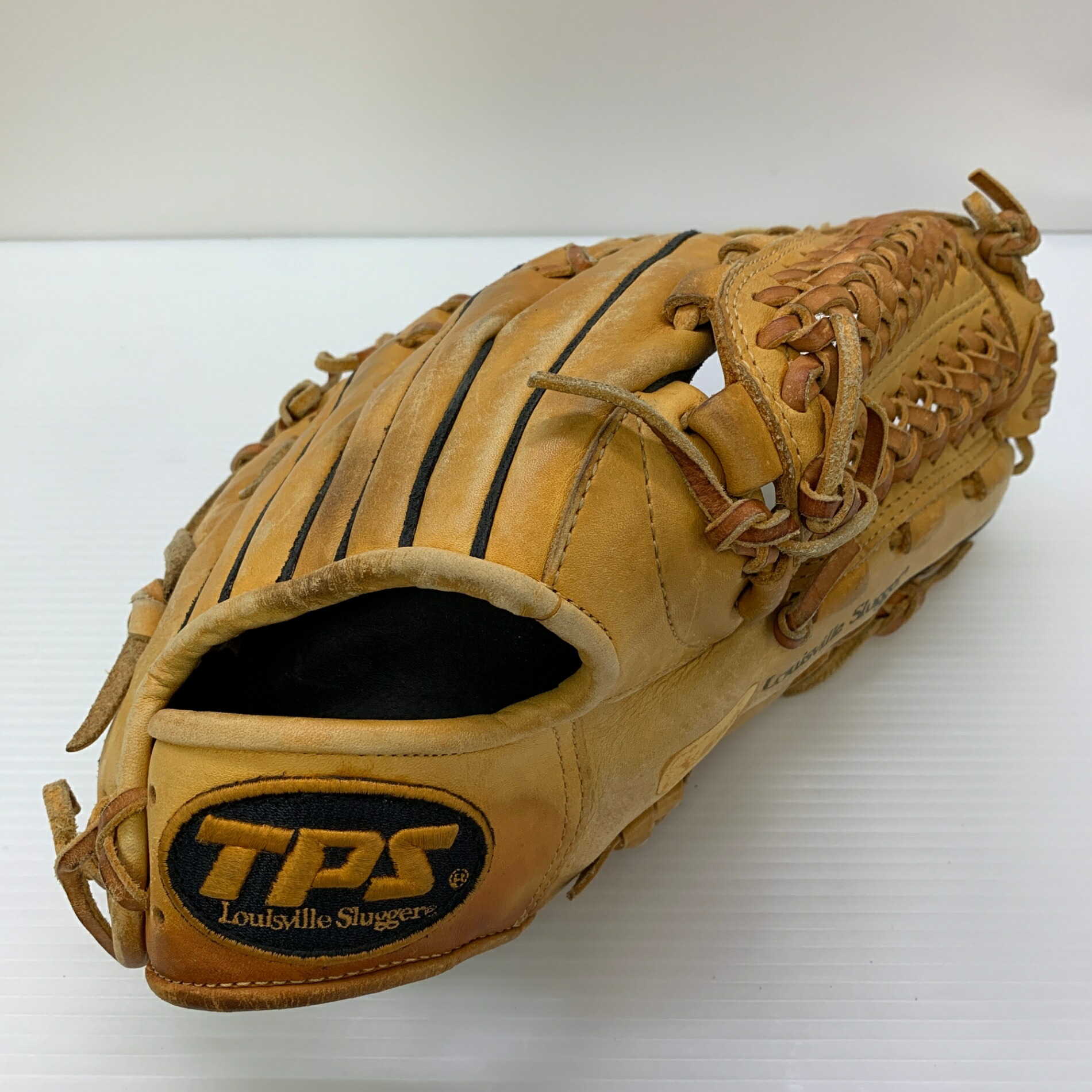 ルイスビルスラッガーTPS pro　未使用？超美品グローブ　ソフトボール用？ ルイスビルスラッガーTPS pro 未使用？超美品グローブ ソフト