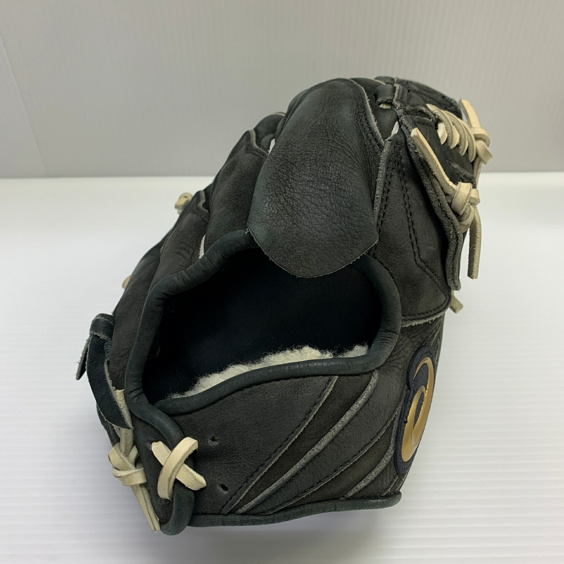 楽天市場】[型つけ無料]アシックス 硬式用グラブ 投手用 ピッチャー