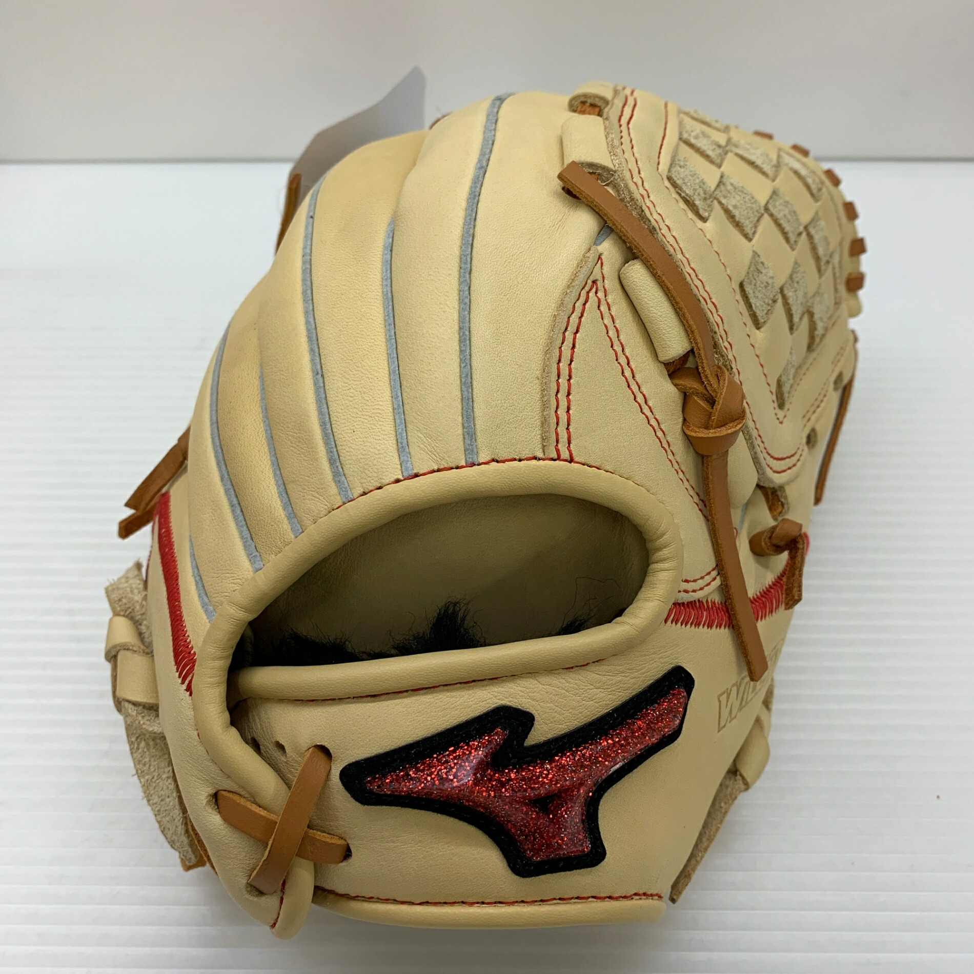 ミズノ MIZUNO WILL DRIVE U-PLUS 兄ちゃん軟式 ちびっ子 オールラウンド 地球儀 グローヴ 右投げ 1AJGY31430 引き船付き添い人  ベイスボール 7483