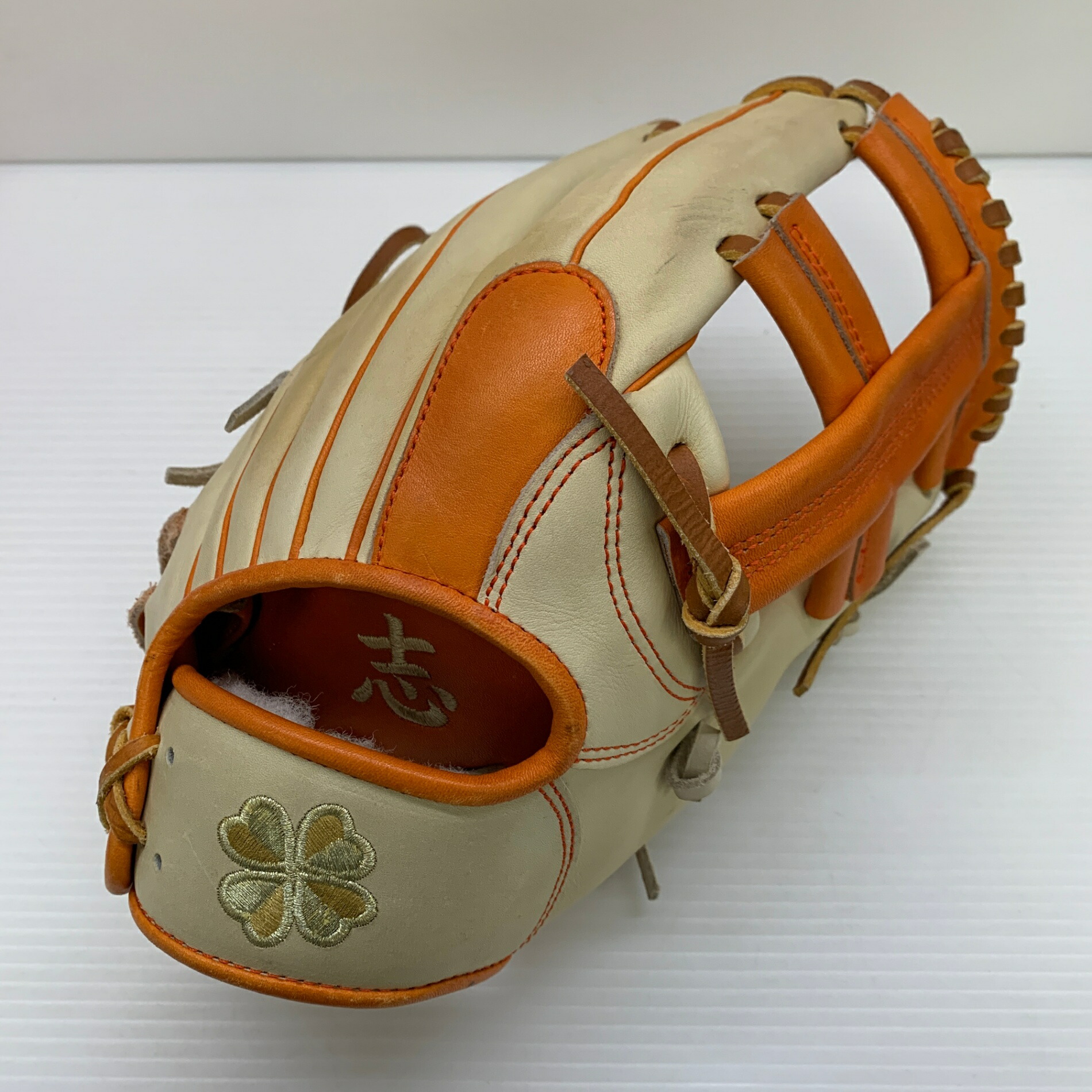 MUJI GLOVE 硬式 成年者 原則として 内野手手用 地球儀 グローヴ 右投げ  中古品  ベイスボール 7688