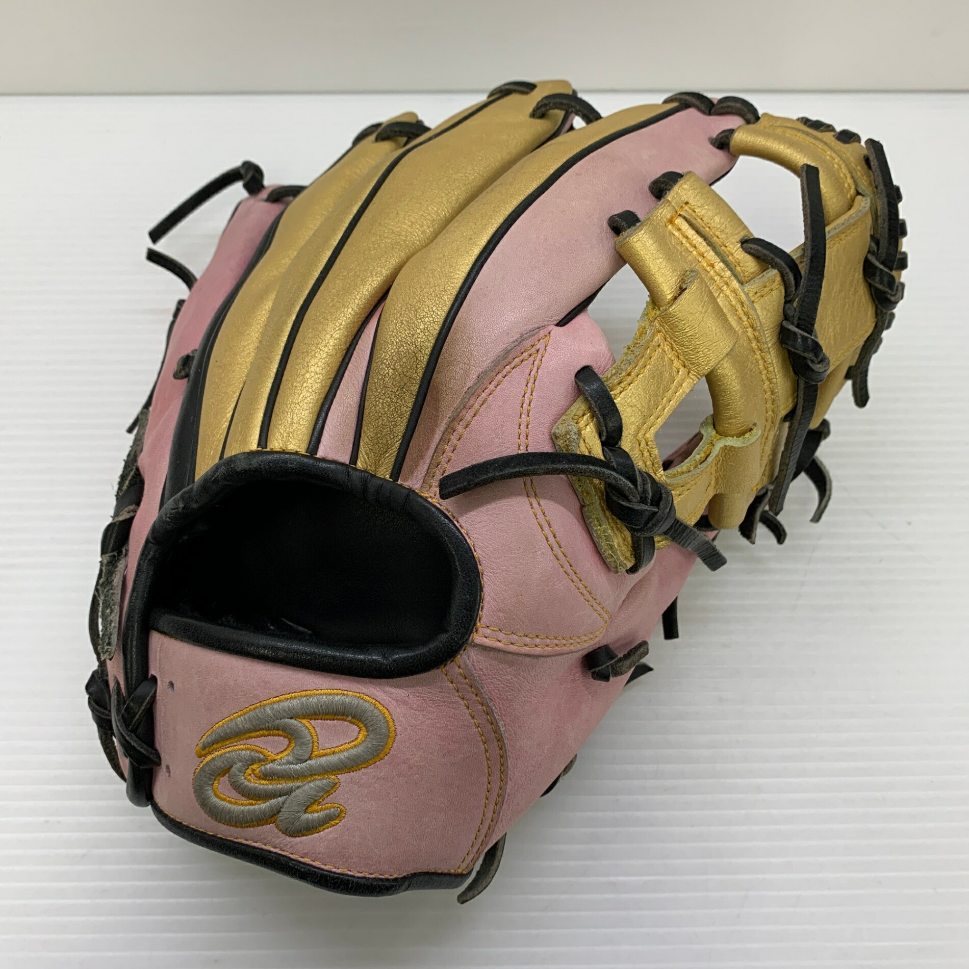 ドナイヤ Donaiya  軟式 成年者 原則として 内野手手用 地球儀 グローヴ 右投げ DA2017 中古品  ベイスボール 8116