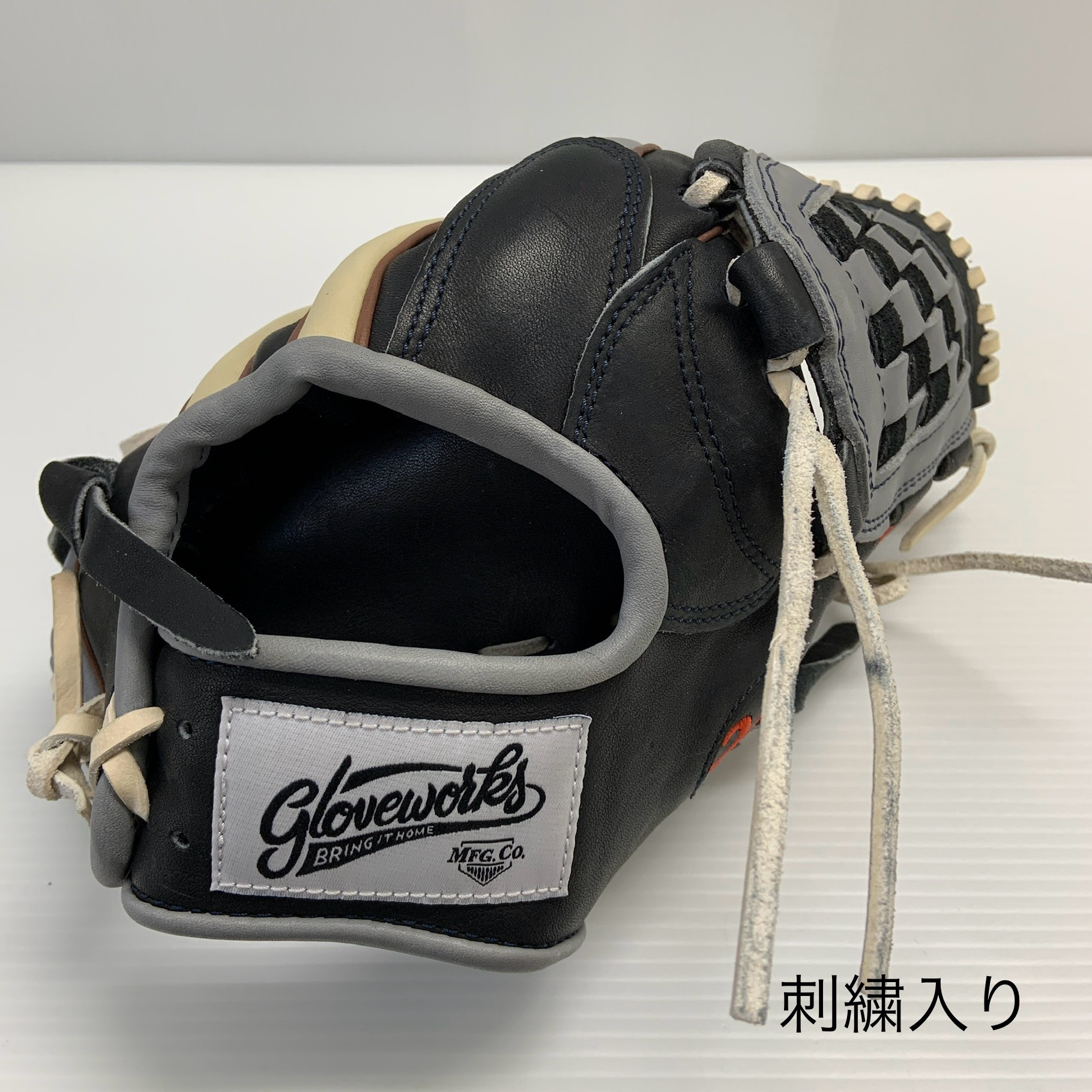 グローヴワークス GLOVEWORKS ゲームデイ 軟式 成年者 原則として 内野手手用 地球儀 グローヴ 右投げ GO91 中古品  ベイスボール 8353