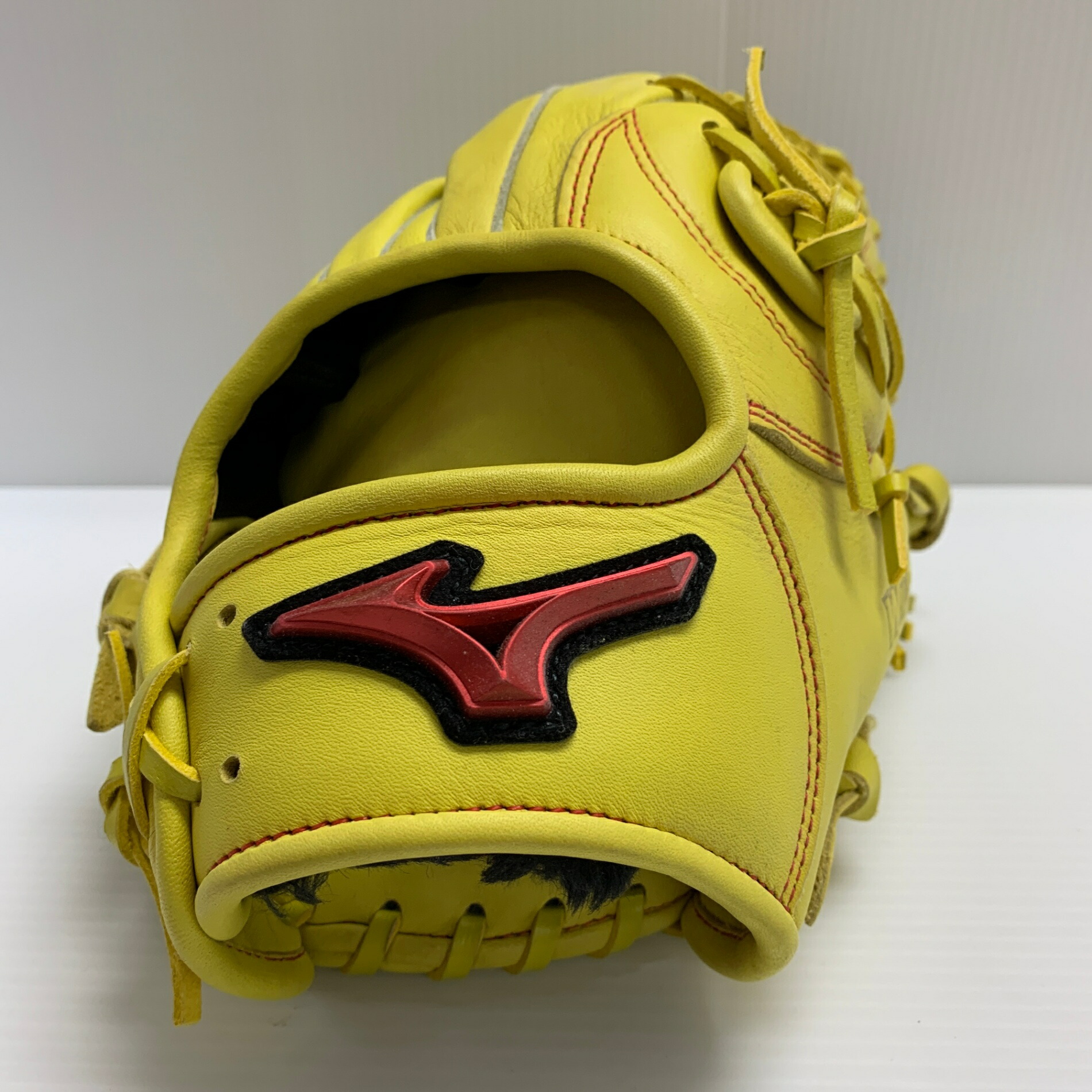 ミズノ MIZUNO ウィルドライブ 軟式 成年者 原則として 外野手手用 地球儀 グローヴ 右投げ 1AJGR27807   ベイスボール 8368