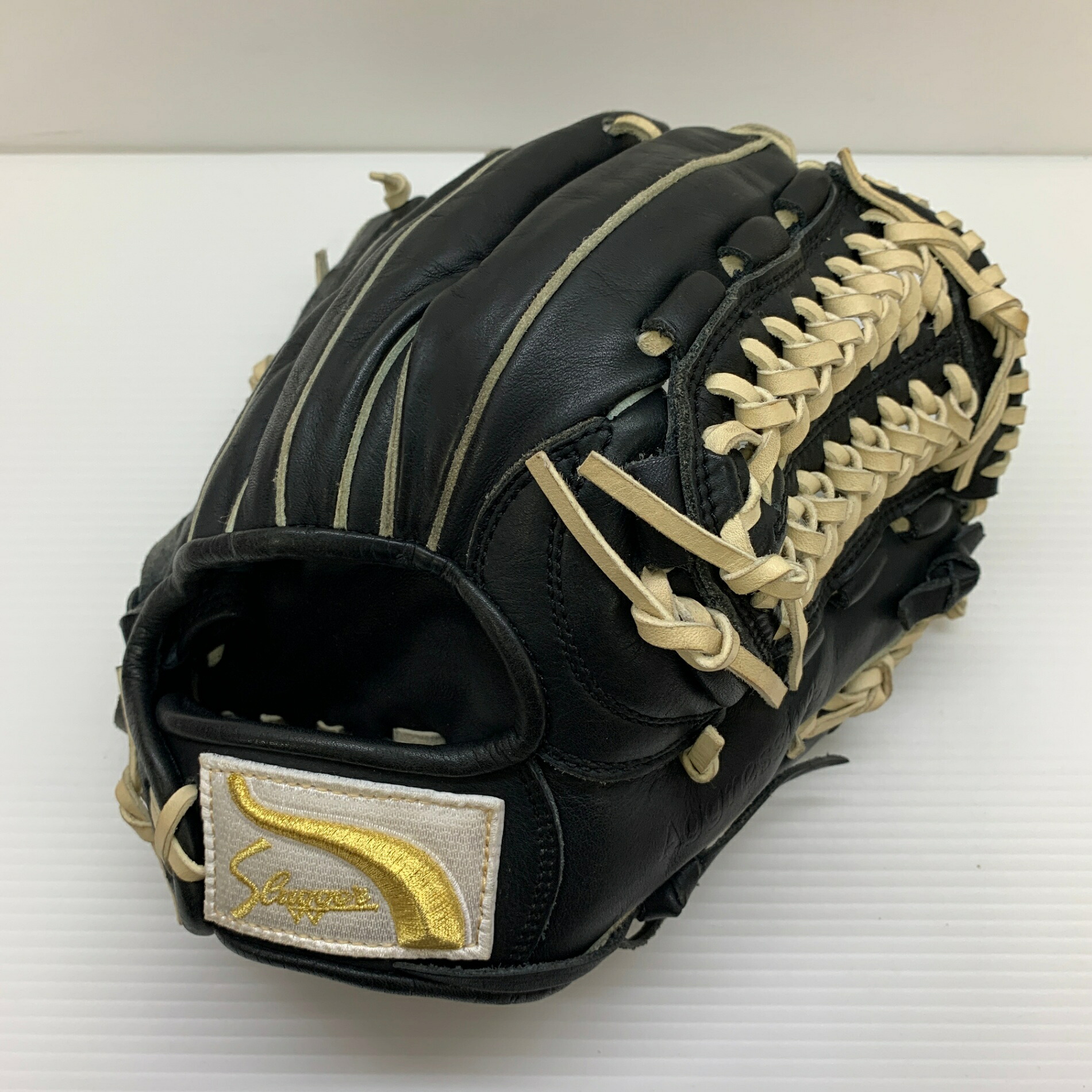 久保田強打者 KUBOTA SLUGGER KSN-L7S 軟式 成年者 原則として 内野手手用 地球儀 グローブ 右投げ  中古品  ベイスボール 8448